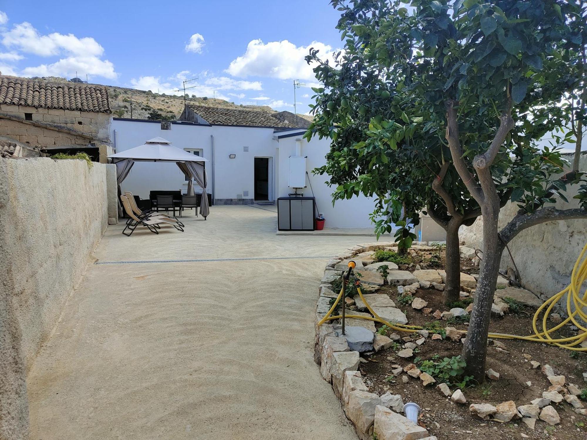 Holiday home Sicilia Bedda